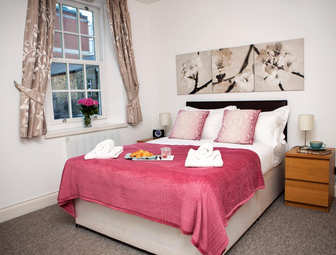 Apt 2, Trafalgar Square 2Nd Floor By Indigo Flats London Exterior foto
